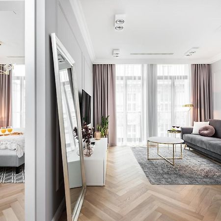 Wielopole17 Miro Apartment With Ac Krasków Εξωτερικό φωτογραφία