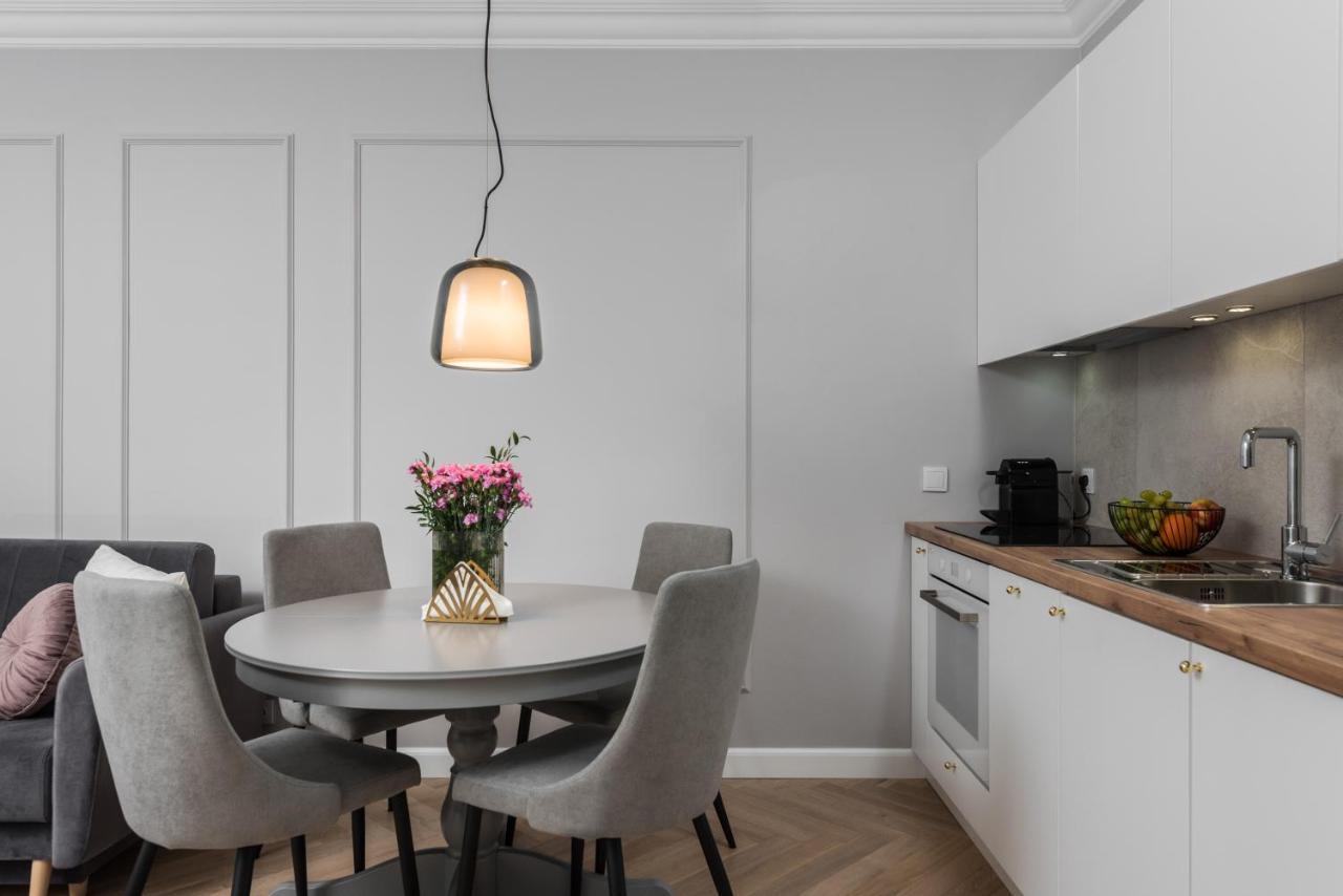 Wielopole17 Miro Apartment With Ac Krasków Εξωτερικό φωτογραφία
