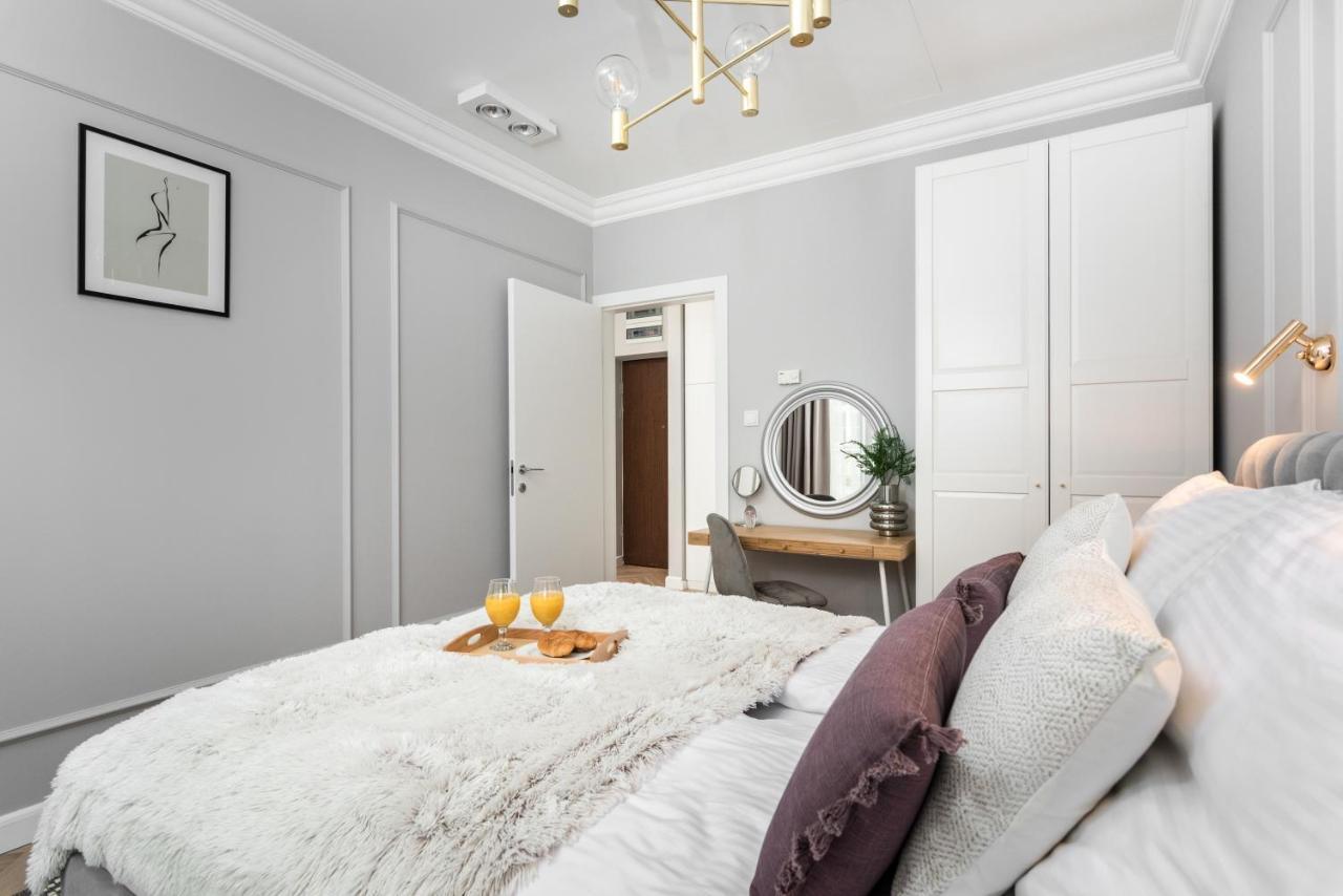 Wielopole17 Miro Apartment With Ac Krasków Εξωτερικό φωτογραφία